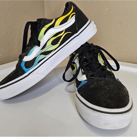 Vans Glow Flame Old Skool Shoes Juniors Size 5 - Picture 3 of 7